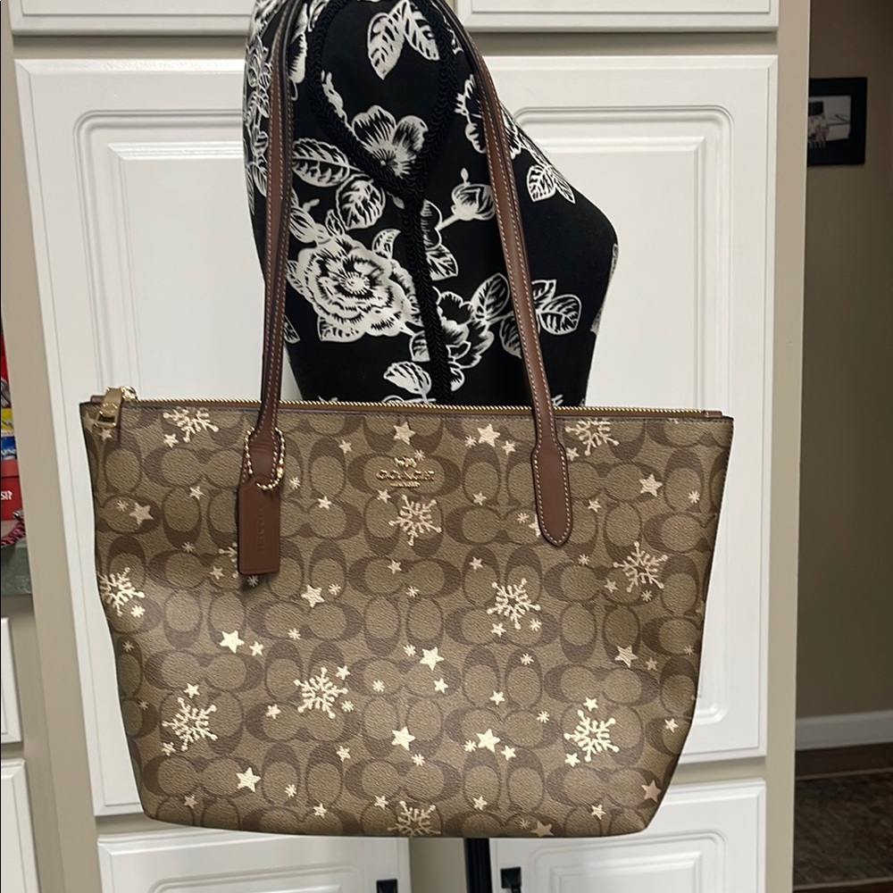 Coach Snowflake & Stars Purse Bag